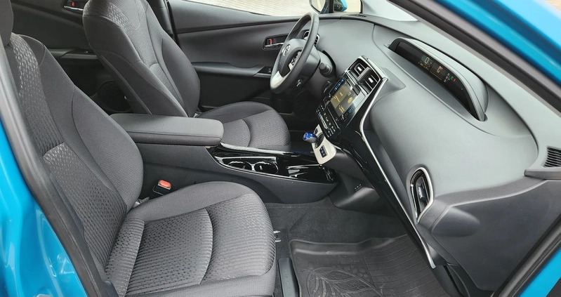 Toyota Prius cena 89700 przebieg: 6000, rok produkcji 2017 z Chorzele małe 667